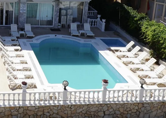 Basak アパートホテル マルマリス